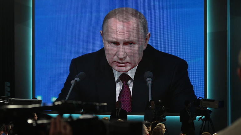 Перелет Владимира Путина во Псков отменен из-за плохой погоды