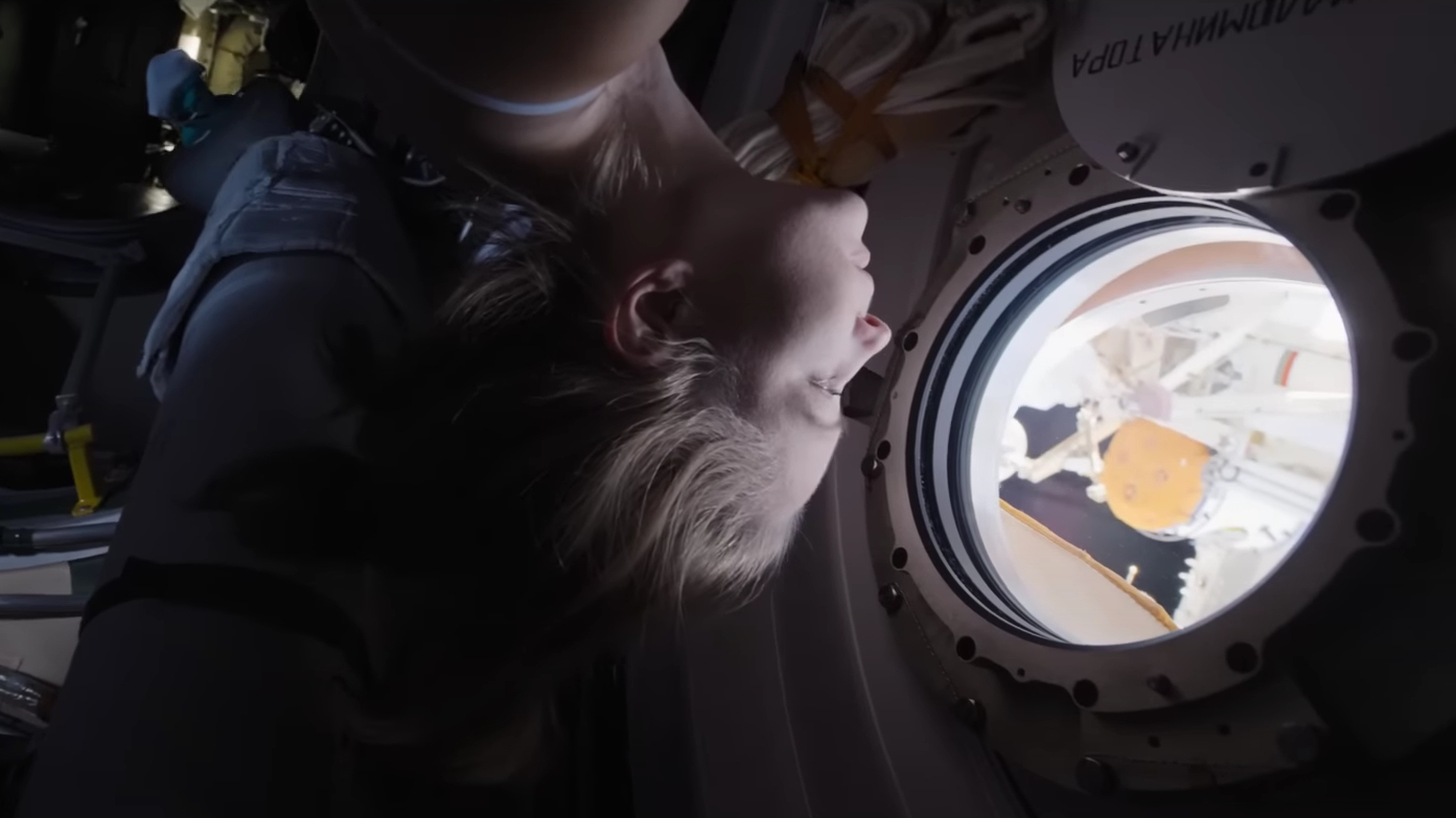 Снятая в космосе российская драма «Вызов» заработала в прокате свыше миллиарда рублей
